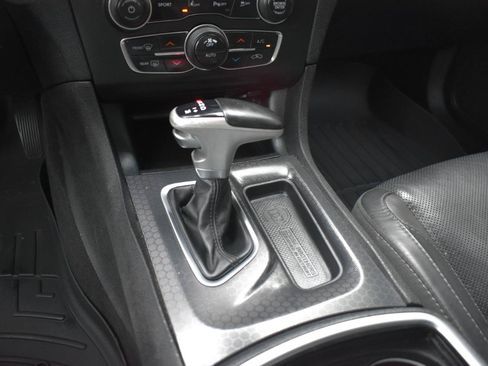 Used 2018 Dodge Charger R/T w/ Premium Group RWD image 36
