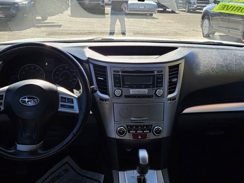 Used 2013 Subaru Legacy 2.5i Premium w/ All-Weather Pkg image 8
