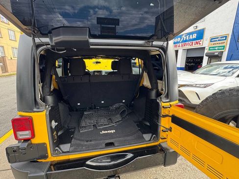 Used 2015 Jeep Wrangler Unlimited Sport image 20