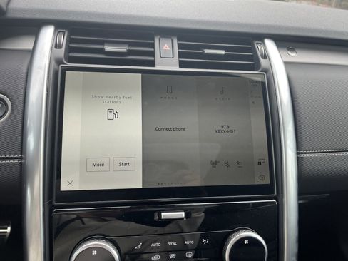 New 2025 Land Rover Discovery Dynamic SE image 20