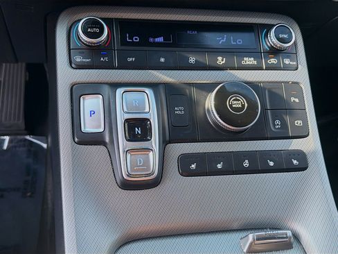 Used 2023 Hyundai Palisade SEL FWD image 14