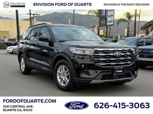 New 2026 Ford Explorer Active w/ Active Comfort Package image 1