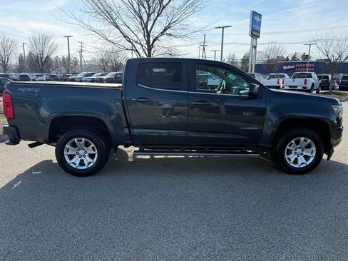Used 2017 Chevrolet Colorado LT w/ LT Convenience Package image 6