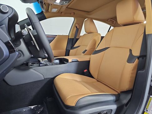 Used 2025 Lexus ES 350 w/ Premium Package FWD image 15