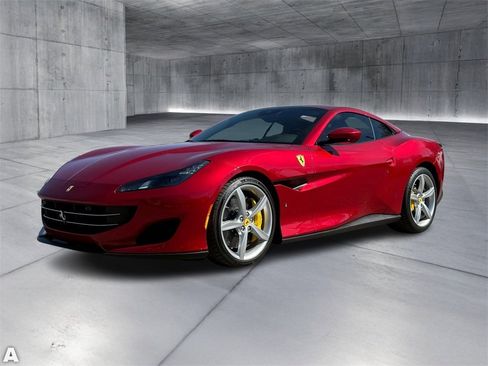 Used 2020 Ferrari Portofino image 2