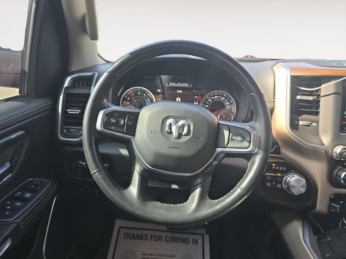 Used 2022 RAM 1500 Laramie AWD/4WD image 13