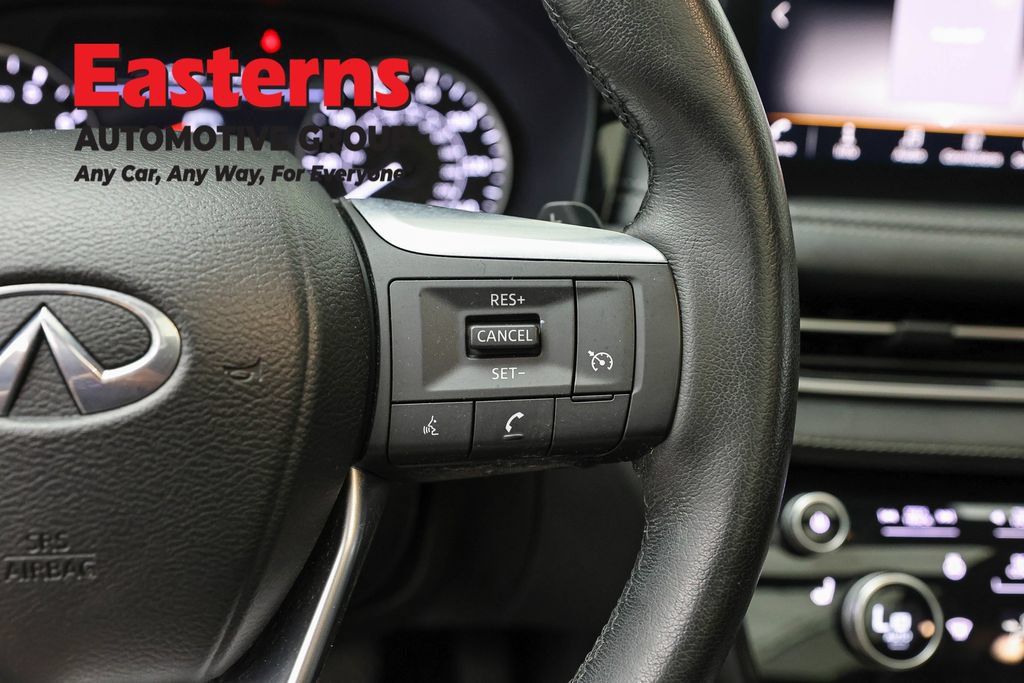 Used 2023 INFINITI QX60 Pure AWD/4WD image 18
