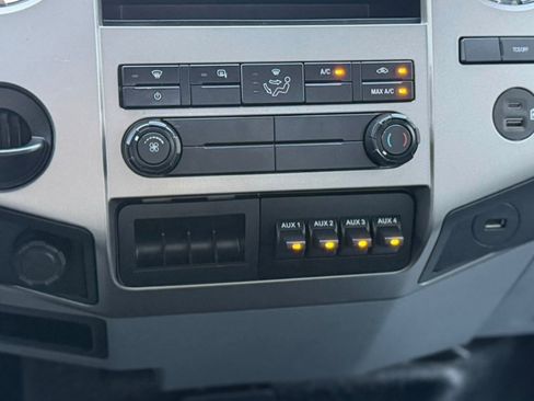 Used 2022 Ford F650 2WD Regular Cab Super Duty image 39