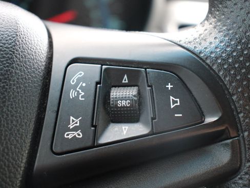 Used 2014 Chevrolet Cruze LS image 22