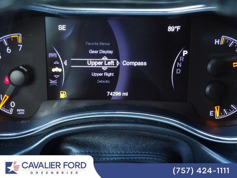Used 2019 Jeep Grand Cherokee Laredo RWD image 19