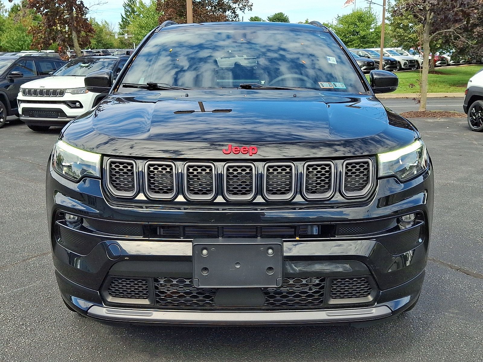 Used 2023 Jeep Compass Limited w/ Elite Group for (Red) Edition AWD/4WD image 2