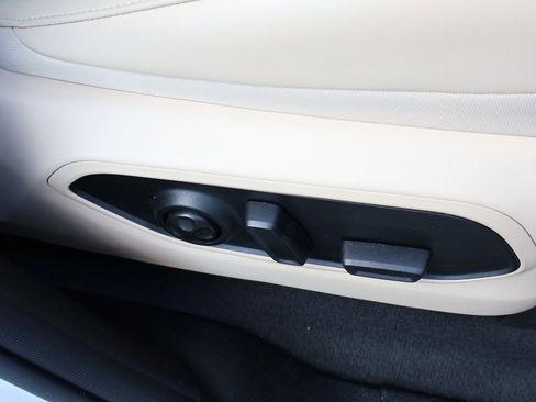 Used 2022 Jeep Grand Cherokee Limited w/ Trailer Tow Prep Group (B) image 36