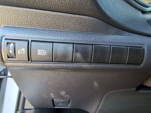 Used 2025 Toyota Corolla LE image 17