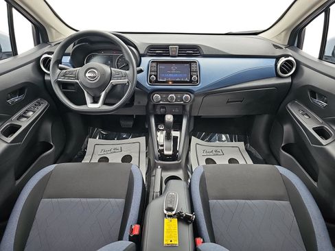 Used 2025 Nissan Versa SV w/ Trunk Package FWD image 10