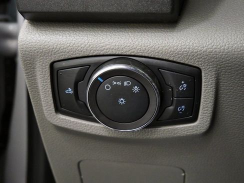 Used 2022 Ford F250 XL w/ Power Equipment Group image 25