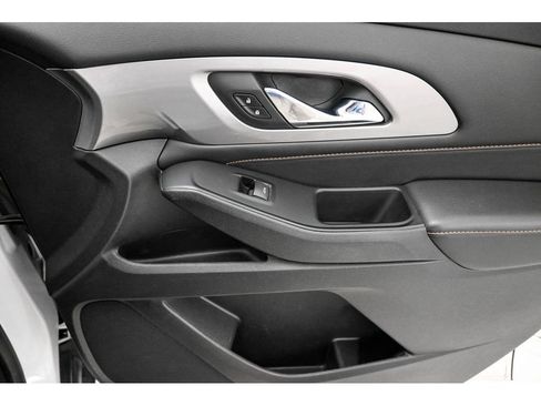 Used 2019 Chevrolet Traverse LS AWD/4WD image 18