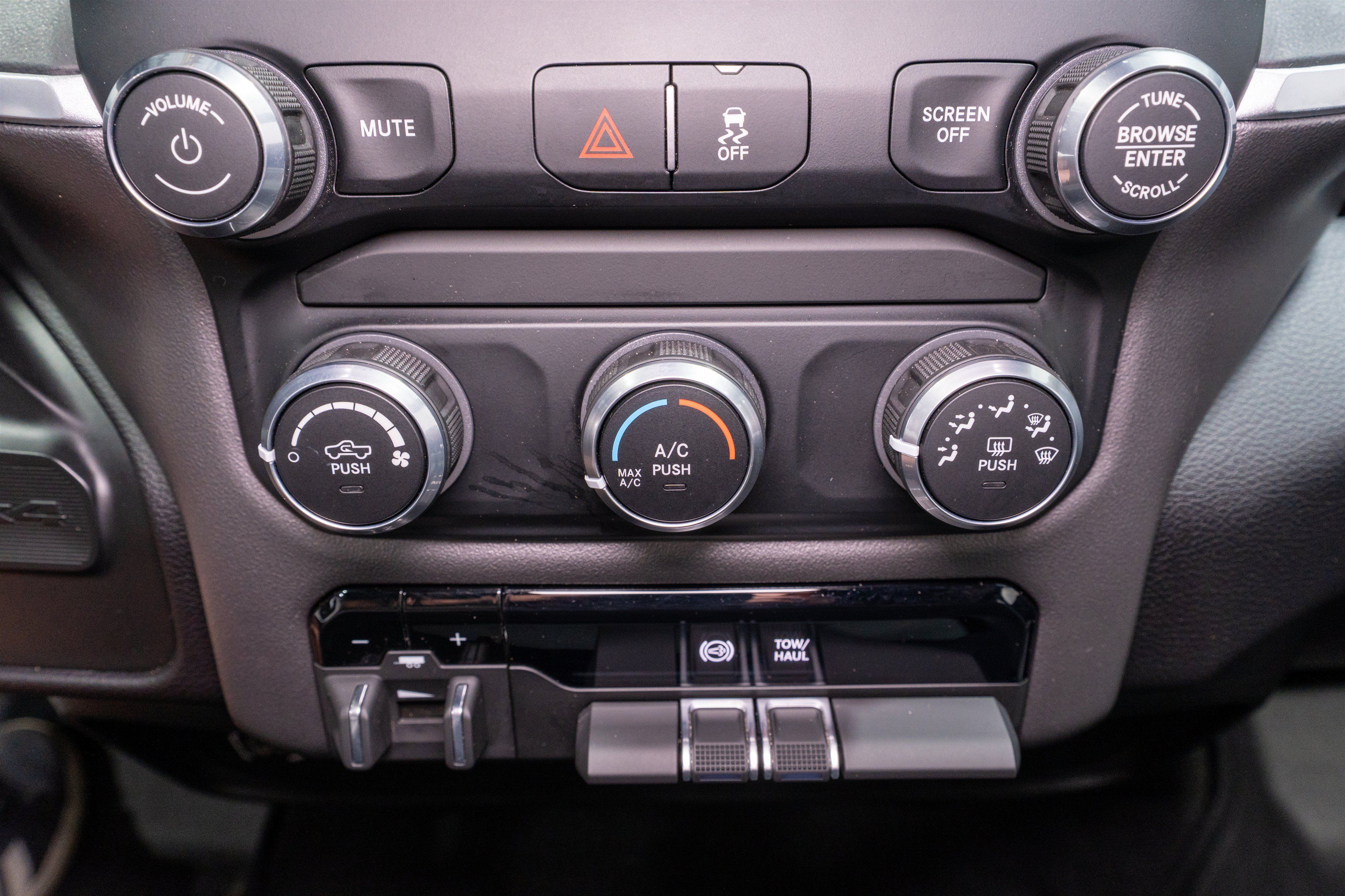 Used 2023 RAM 2500 Big Horn w/ Level 1 Equipment Group AWD/4WD image 20