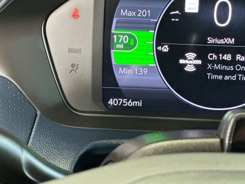 Used 2023 Chevrolet Bolt EUV Premier w/ Sun & Sound Package image 27