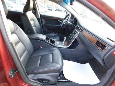 Used 2011 Volvo XC70 3.2 image 17