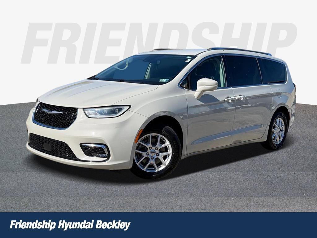 Used 2021 Chrysler Pacifica Touring-L FWD image 1