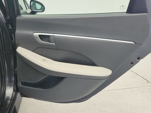 Used 2025 Hyundai Sonata SEL FWD image 32