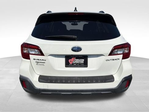 Used 2019 Subaru Outback 2.5i Touring AWD/4WD image 6