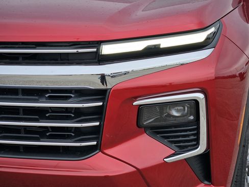 New 2026 Chevrolet Traverse LT FWD image 5