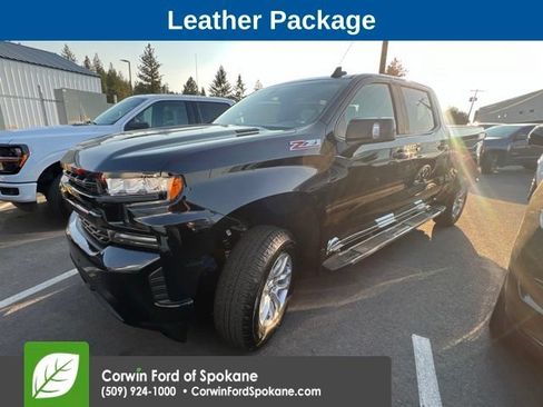 Used 2021 Chevrolet Silverado 1500 RST AWD/4WD image 2