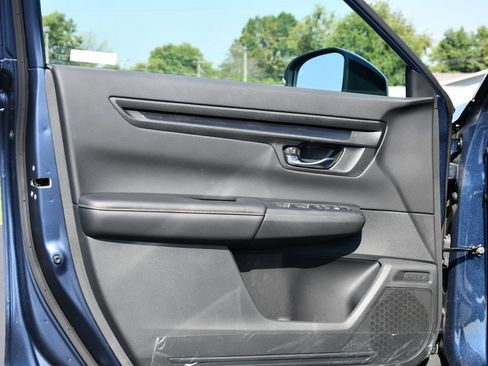 Used 2026 Honda CR-V TrailSport image 13