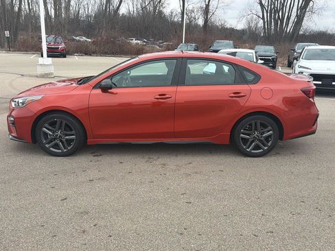 Used 2021 Kia Forte GT-Line FWD image 2