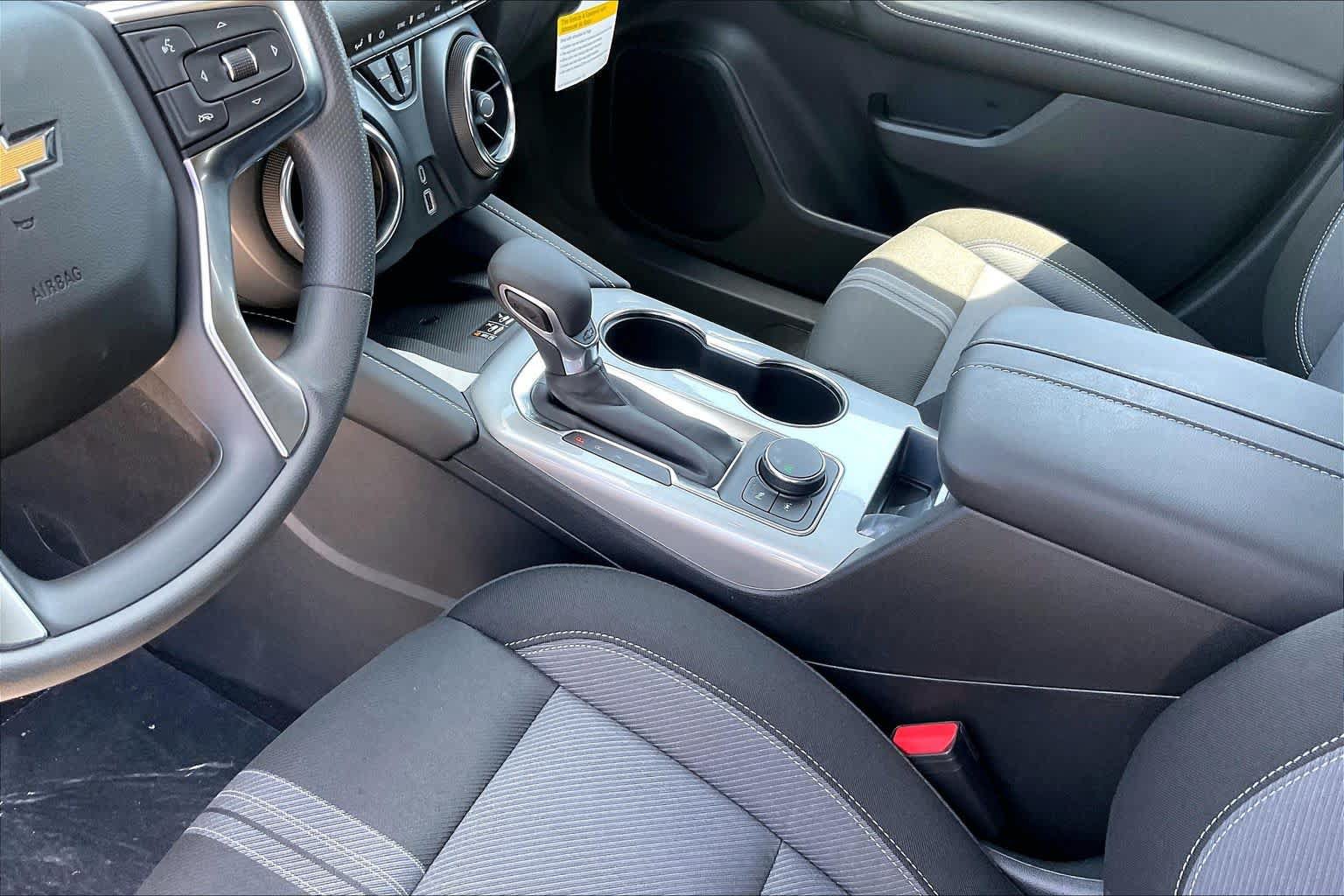 New 2026 Chevrolet Blazer LT w/ Convenience Package FWD image 8