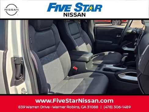 Used 2025 Nissan Frontier SV RWD image 14