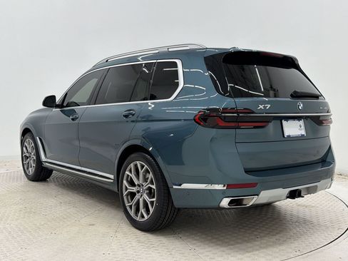 Used 2024 BMW X7 xDrive40i w/ Executive Package AWD/4WD image 3