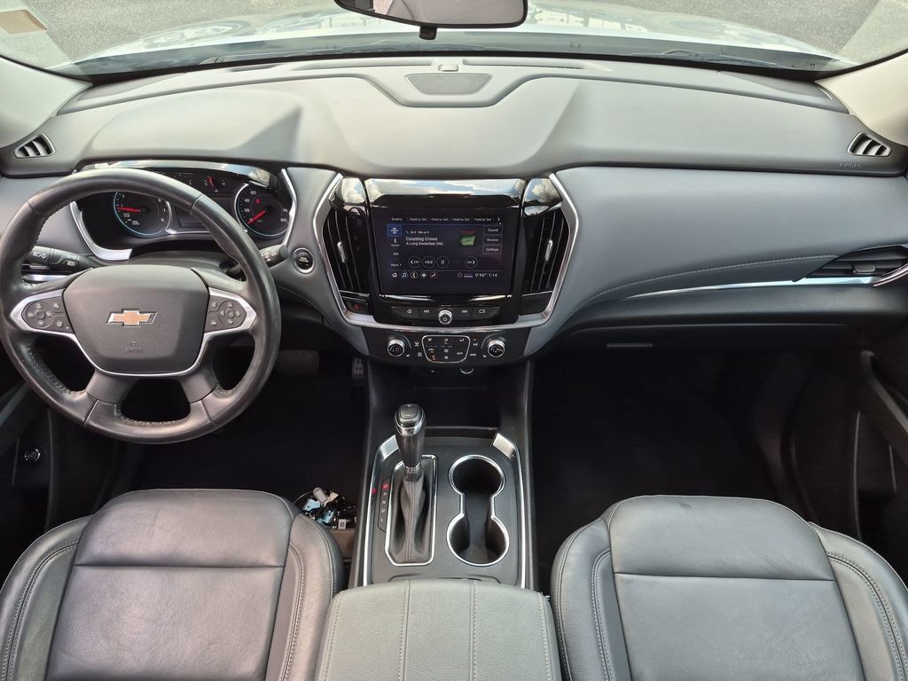 Used 2020 Chevrolet Traverse LT w/ Driver Confidence II Package FWD image 27