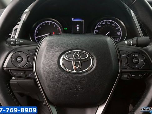 Used 2024 Toyota Camry SE w/ Convenience Package image 15