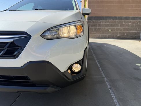 Used 2023 Subaru Crosstrek 2.0i Premium image 11