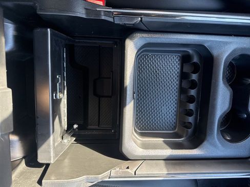 Used 2023 RAM 1500 Big Horn image 37