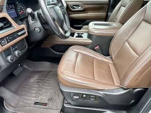 Used 2021 Chevrolet Suburban High Country image 6