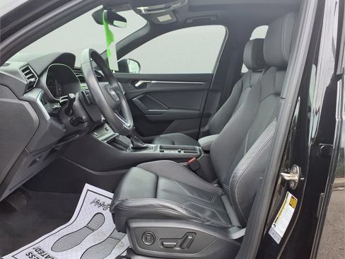 Used 2023 Audi Q3 2.0T Premium Plus w/ Premium Plus Package AWD/4WD image 9