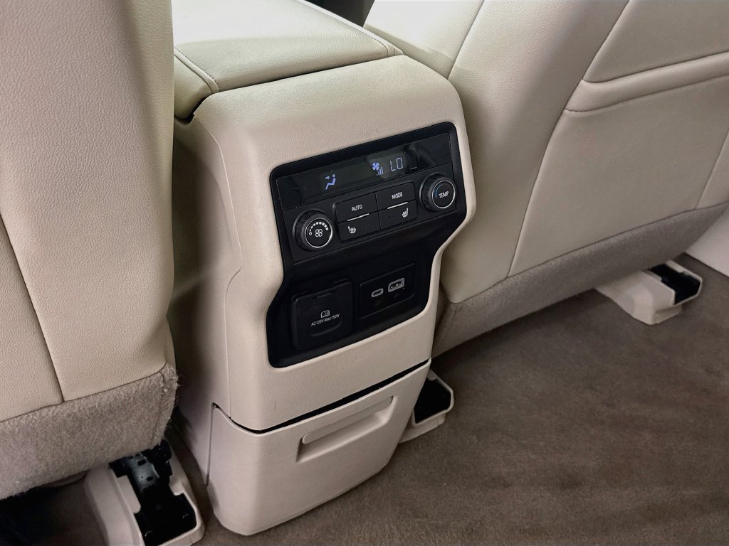Certified 2023 GMC Acadia Denali FWD image 26