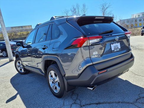Used 2022 Toyota RAV4 XLE w/ Convenience Package image 37