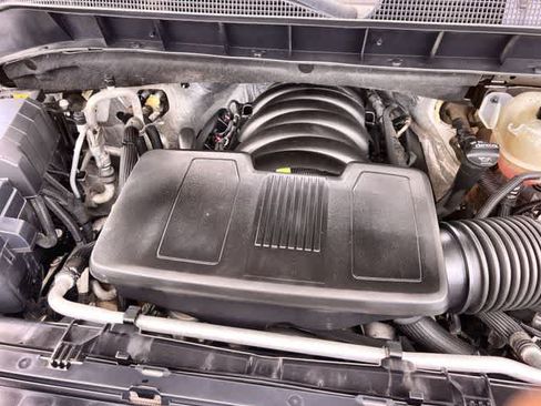 Used 2019 Chevrolet Silverado 1500 LT Trail Boss AWD/4WD image 10