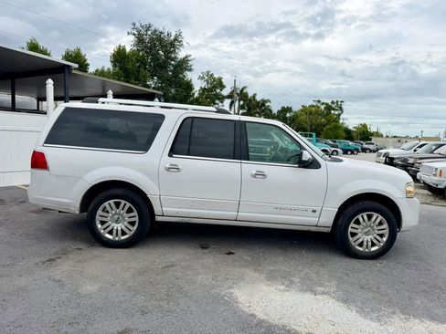 Used 2013 Lincoln Navigator L 2WD w/ HD Trailer Tow Pkg image 5