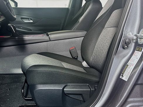 New 2026 Nissan Sentra SV w/ SV Convenience Package FWD image 20