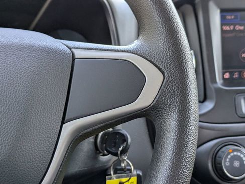 Used 2020 Chevrolet Colorado W/T w/ WT Convenience Package image 24