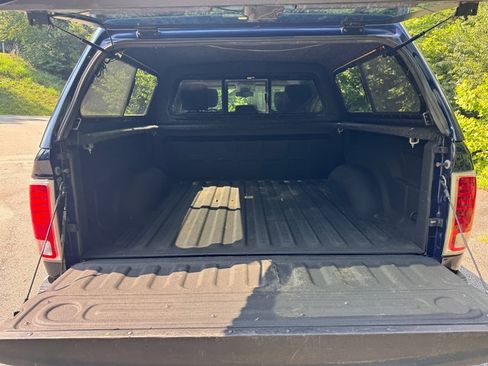 Used 2018 RAM 1500 Laramie AWD/4WD image 8