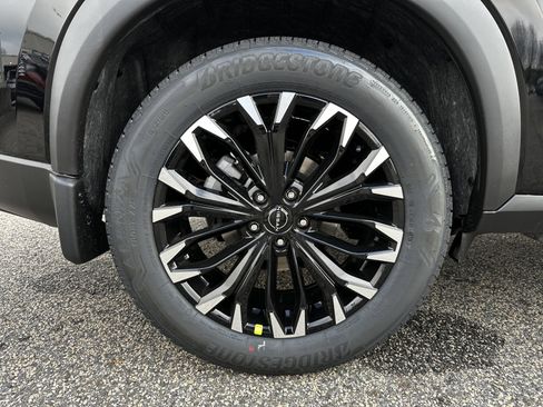 New 2026 Nissan Rogue SV image 18