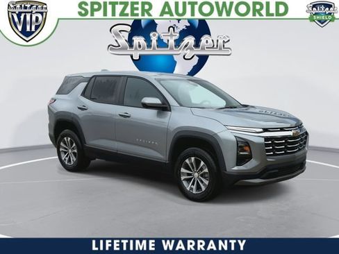 New 2026 Chevrolet Equinox LT w/ Safety and Technology Package FWD image 2