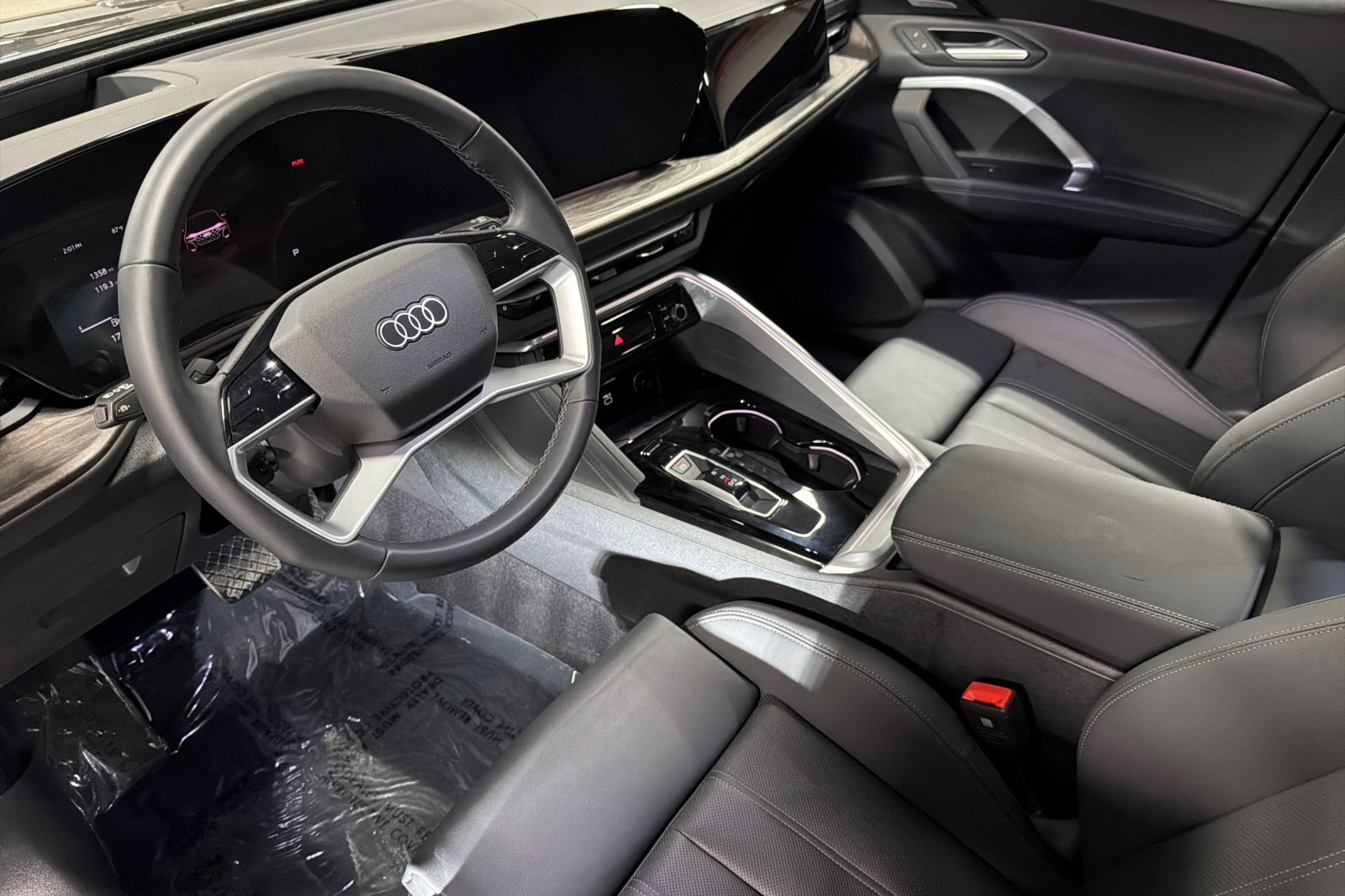Used 2025 Audi Q5 Premium Plus w/ Premium Plus AWD/4WD image 9