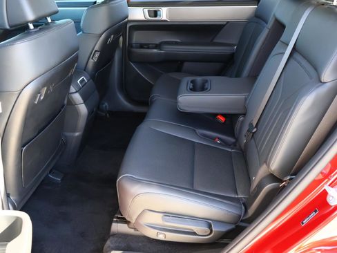 Certified 2025 Hyundai Santa Fe SEL image 19